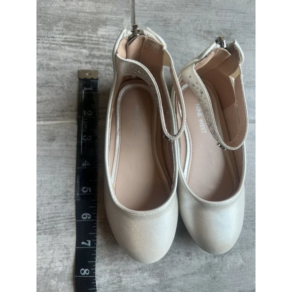 NINE WEST Toddler Girls LIL ELLE Ballet Flat White Metallic Peal Rhinestone 9